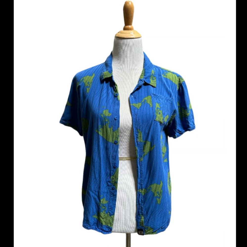 Lularoe kids Thor button short sleeve shirt 14